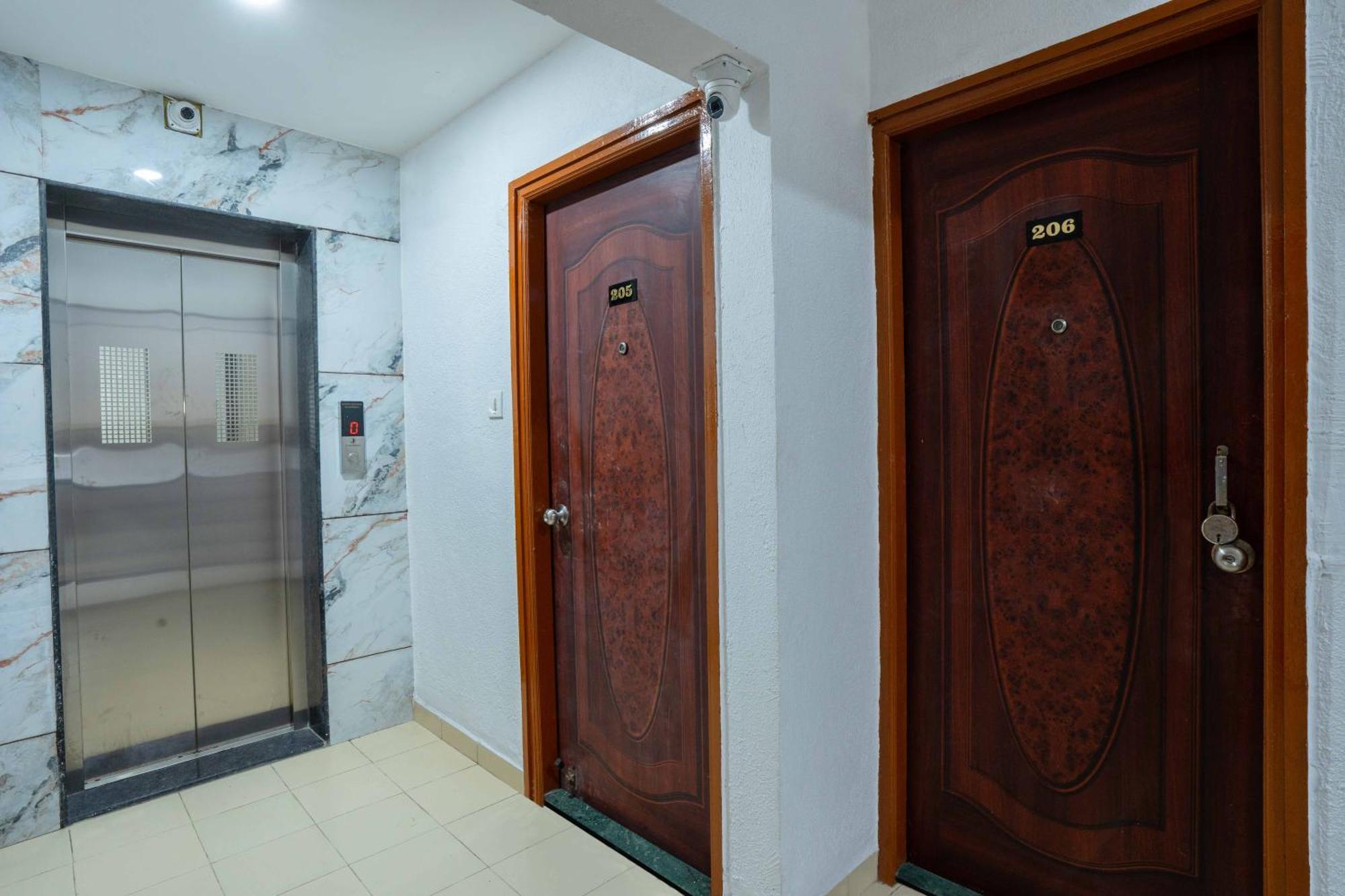 Treebo Royal Comfort Atithi Pune Bagian luar foto